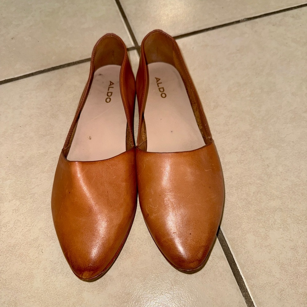ALDO Women's Cognac Leather Flats Size 8